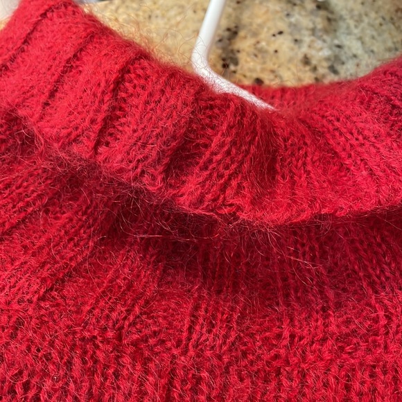 Womens mohair red sweater - Picture 4 of 4